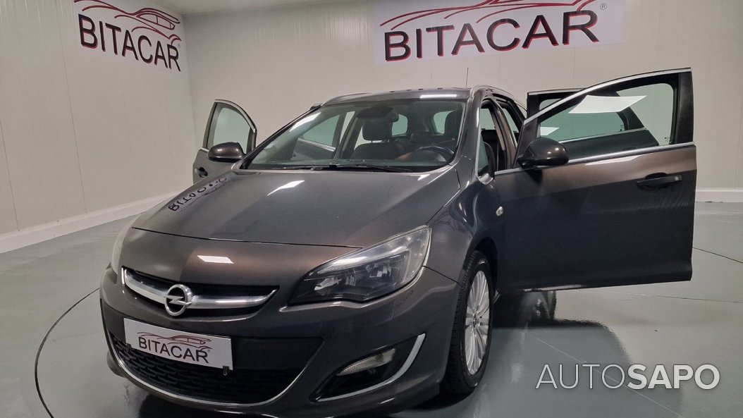 Opel Astra de 2014
