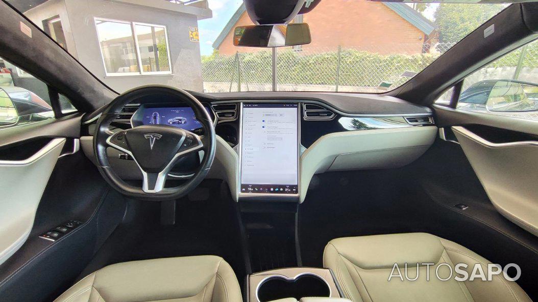 Tesla Model S 70D de 2015