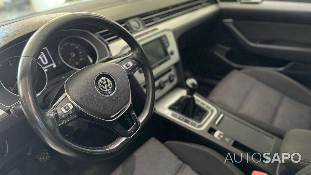 Volkswagen Passat 1.6 Confortline de 2015