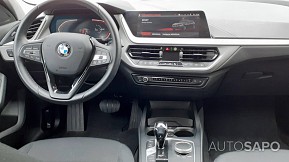 BMW Série 1 118 i Line Urban Auto de 2021
