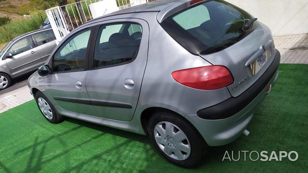 Peugeot 206 1.1 Color Line de 2003