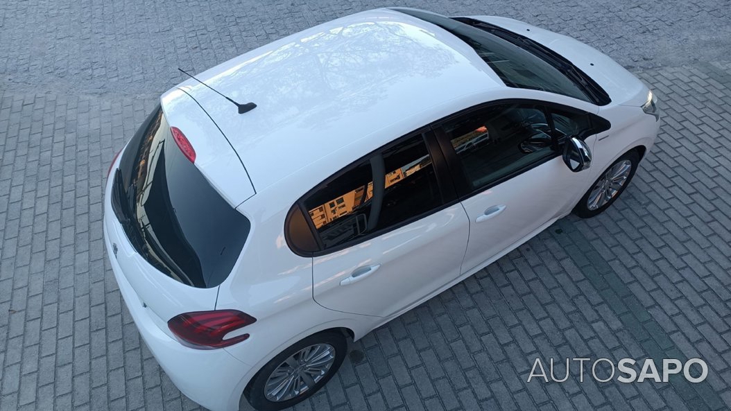 Peugeot 208 1.2 PureTech Style de 2018