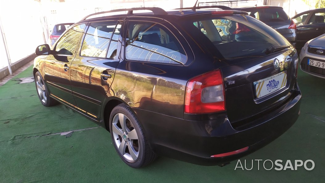 Skoda Octavia 1.6 TDi Greenline Conforto de 2011