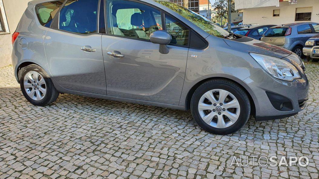 Opel Meriva 1.3 CDTi Cosmo S/S de 2011