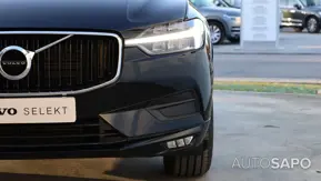 Volvo XC60 2.0 B4 Momentum Plus Geartronic de 2021