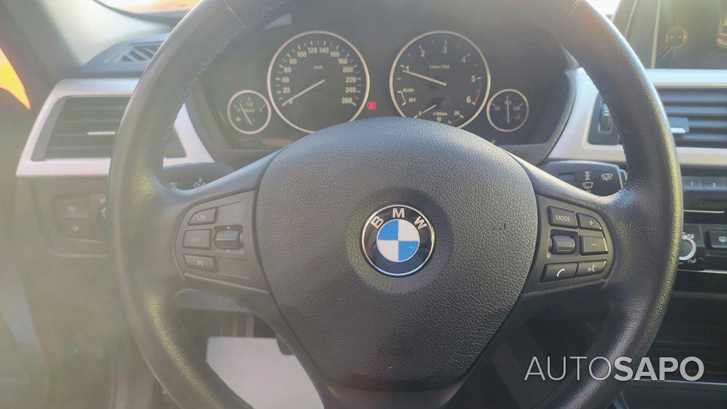 BMW Série 3 318 d Touring Advantage de 2015