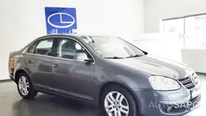 Volkswagen Jetta 1.6 TDi Confortline de 2010