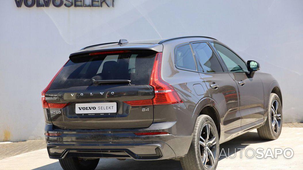 Volvo XC60 2.0 B4 R-Design de 2022