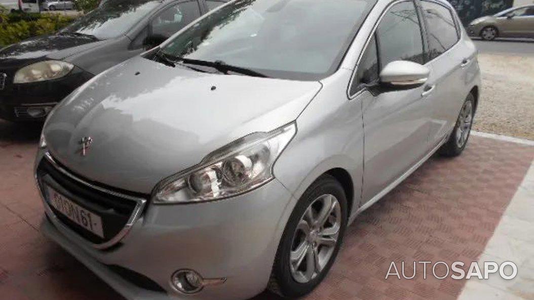 Peugeot 208 1.2 PureTech Style de 2014