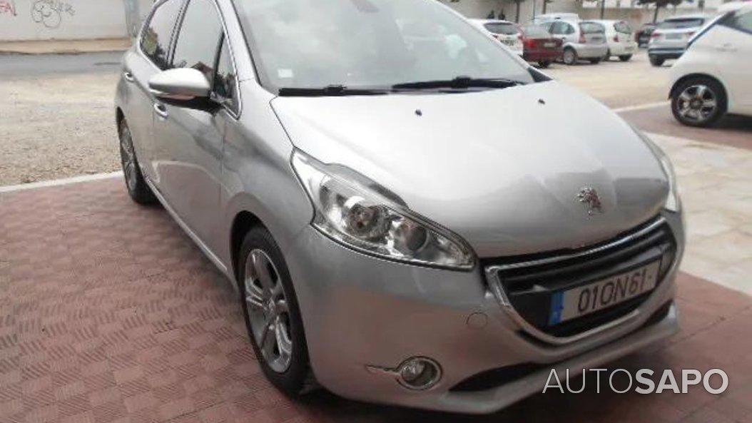 Peugeot 208 de 2014