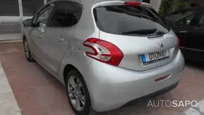 Peugeot 208 de 2014