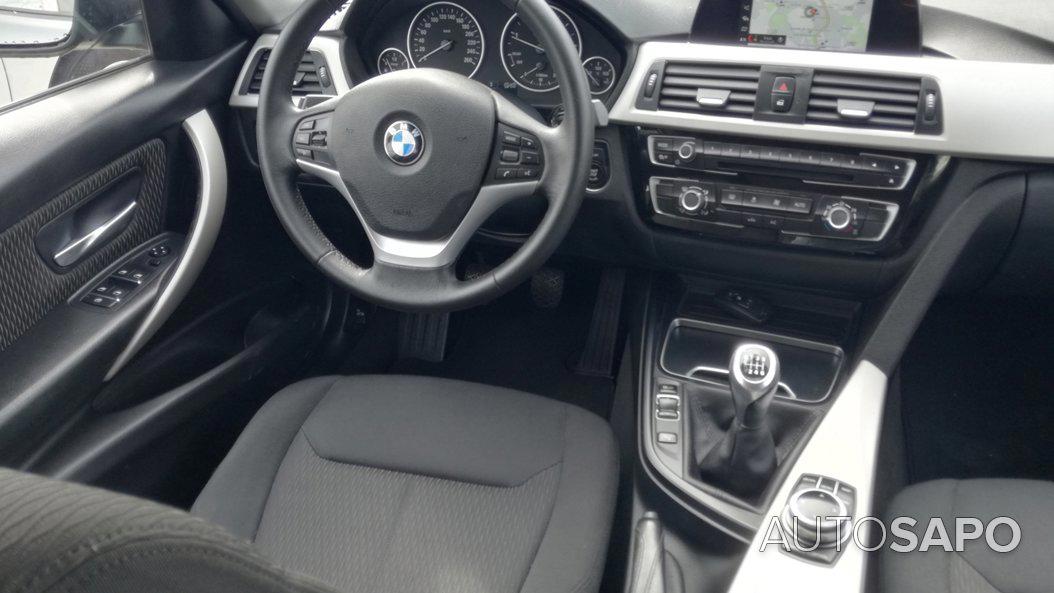 BMW Série 3 318 d Touring Advantage de 2017