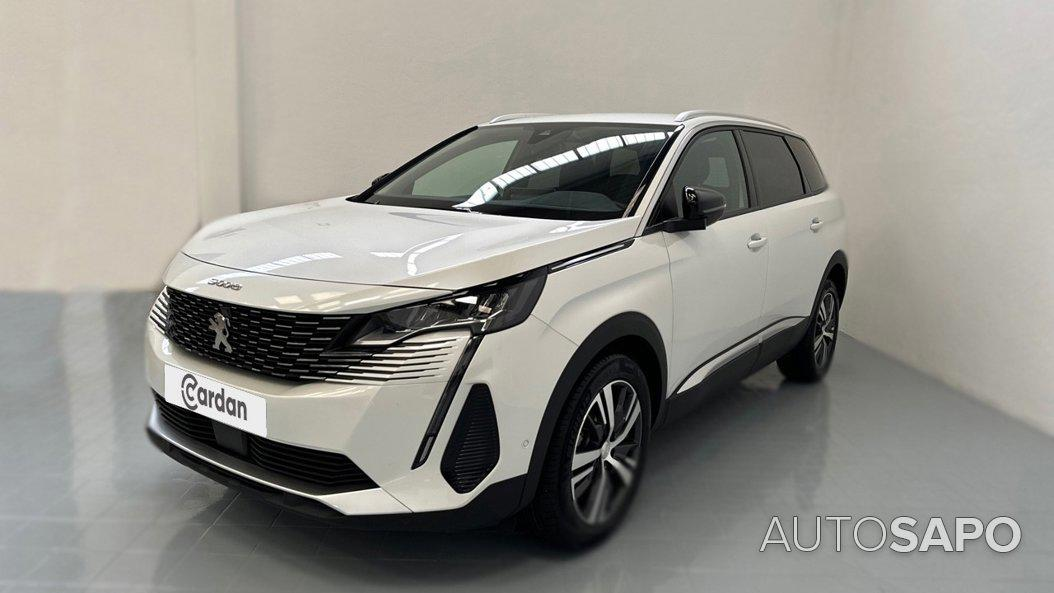 Peugeot 5008 de 2022