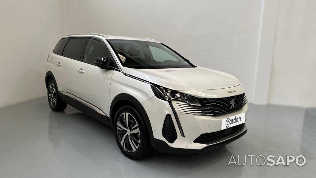 Peugeot 5008 de 2022