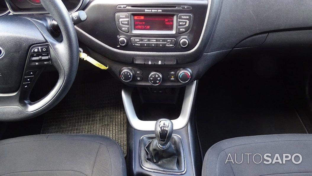 Kia Ceed 1.6 CRDi Urban de 2015