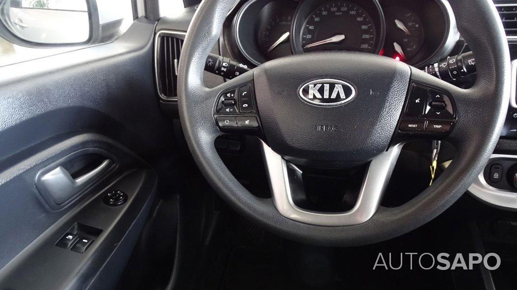 Kia Rio 1.2 CVVT LX de 2016