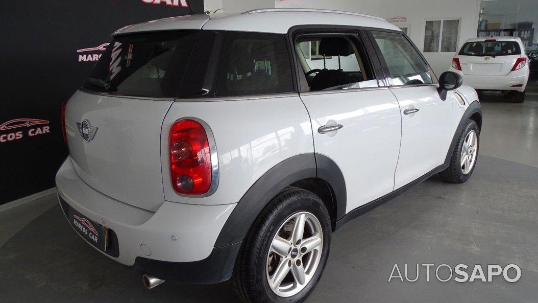 MINI Countryman One D de 2013