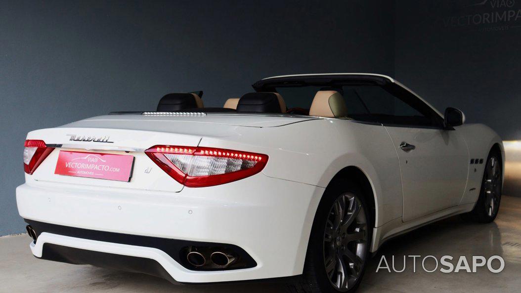 Maserati GranCabrio de 2011