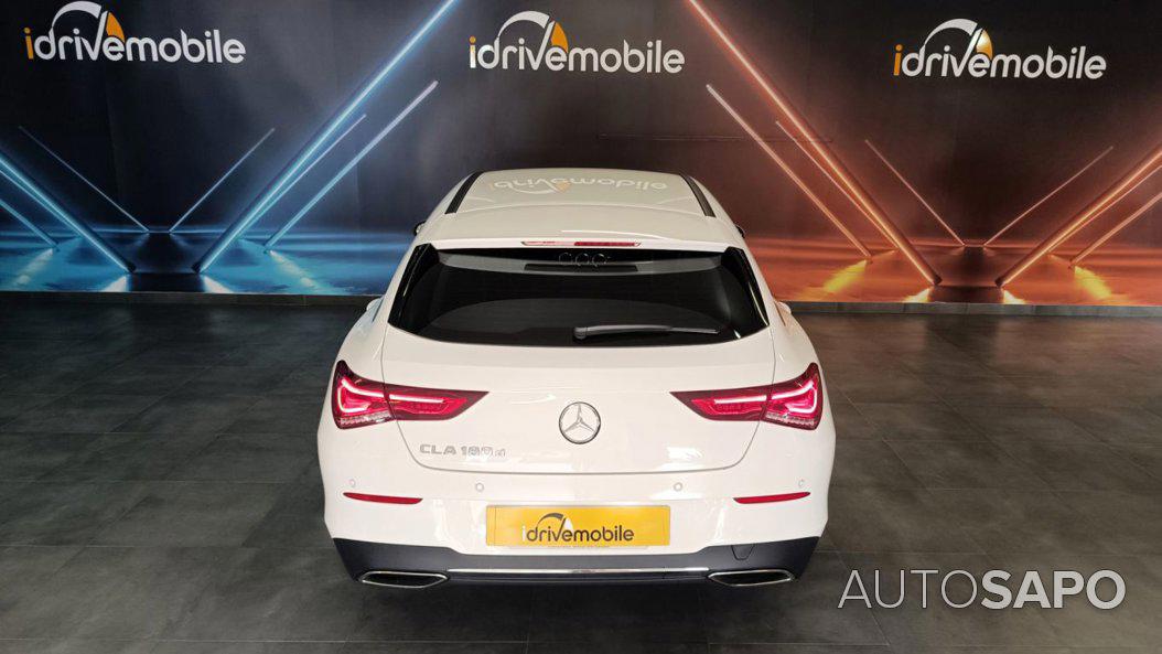 Mercedes-Benz Classe CLA 180d Shooting Brake AMG de 2021