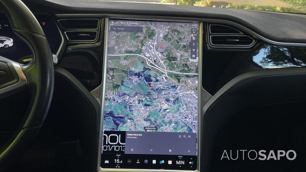 Tesla Model S 90D de 2016