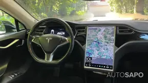 Tesla Model S 90D de 2016