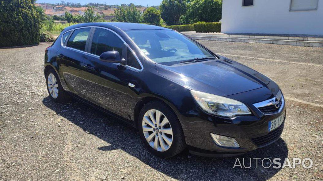 Opel Astra de 2011