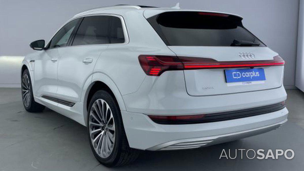 Audi e-tron 55 quattro S line de 2020