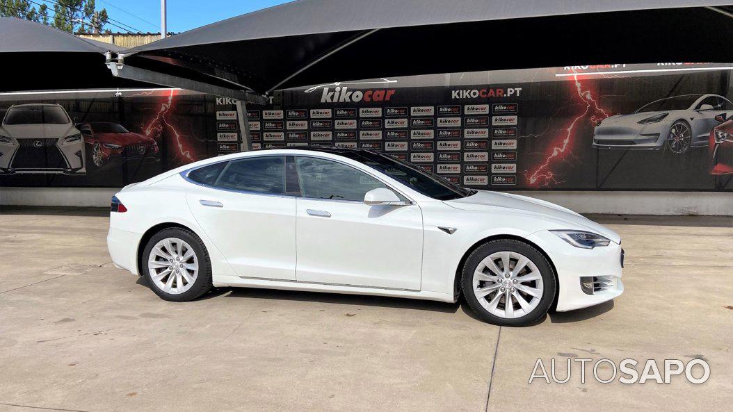 Tesla Model S 75D de 2017