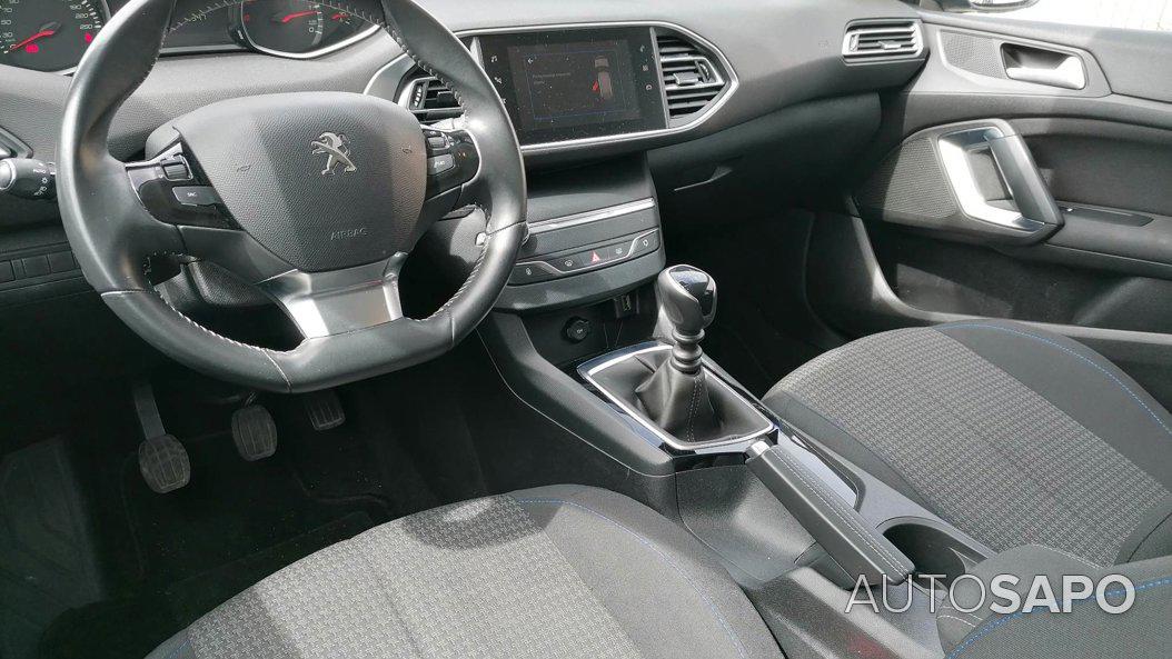 Peugeot 308 1.5 BlueHDi Style de 2020