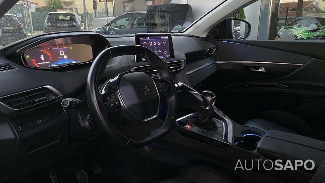 Peugeot 5008 1.5 BlueHDi Allure de 2018