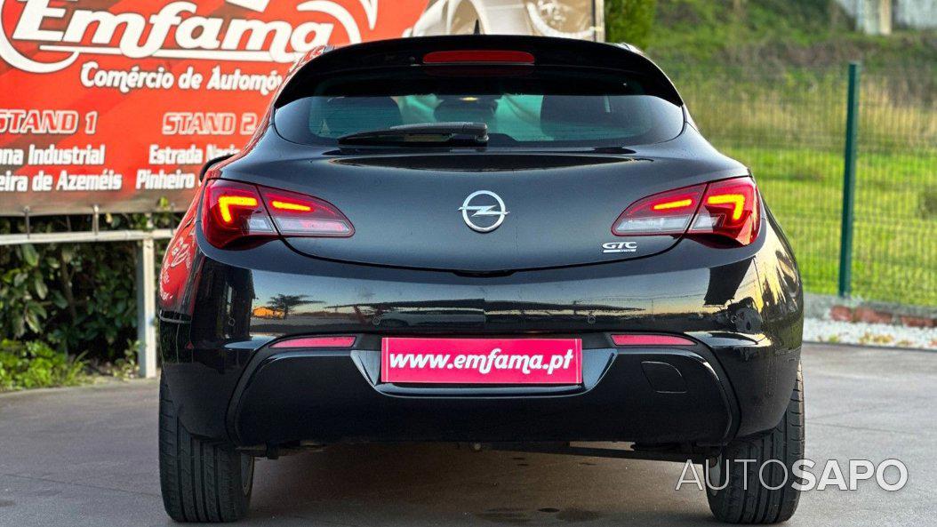 Opel Astra de 2013