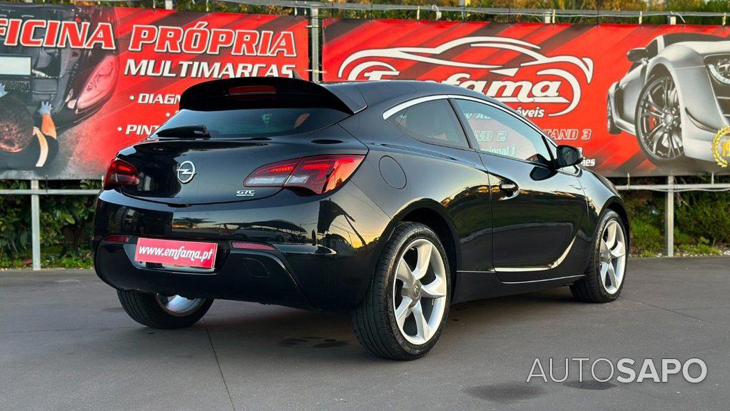 Opel Astra de 2013