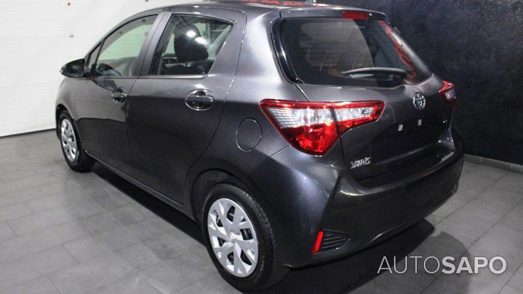 Toyota Yaris 1.5 VVT-i Active+AC de 2019