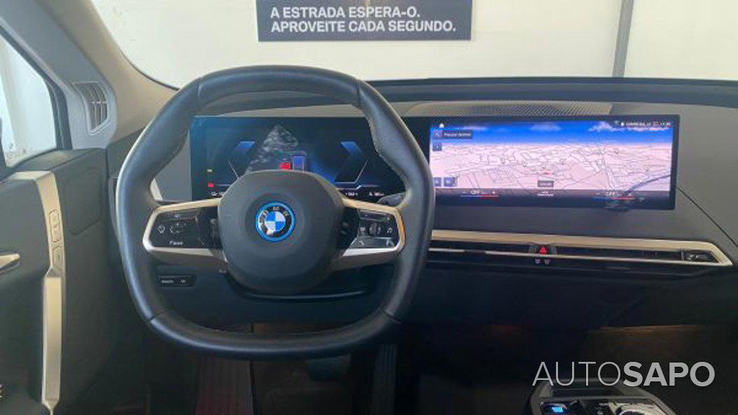 BMW iX xDrive 40 Pack Desportivo de 2023