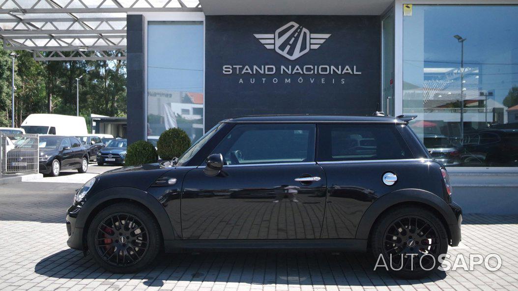 MINI John Cooper Works de 2011