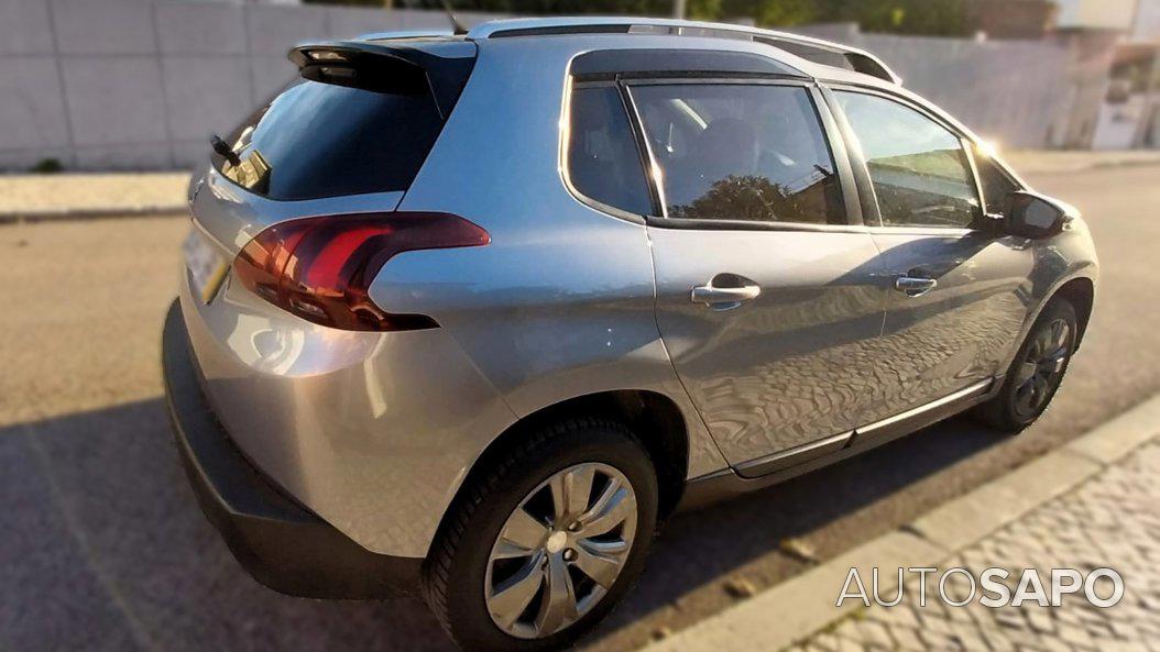 Peugeot 2008 1.2 PureTech Style de 2018