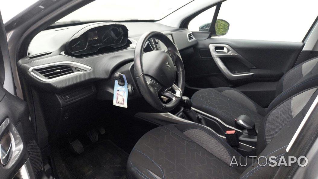 Peugeot 2008 1.2 PureTech Style de 2018