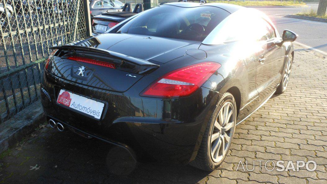 Peugeot RCZ 1.6 THP SE Black Yearling de 2011