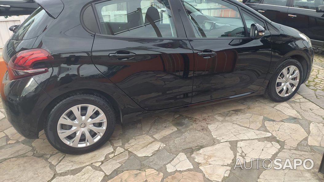 Peugeot 208 1.6 HDI de 2015