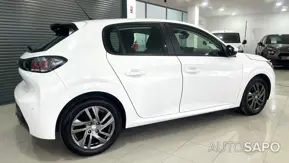 Peugeot 208 de 2021