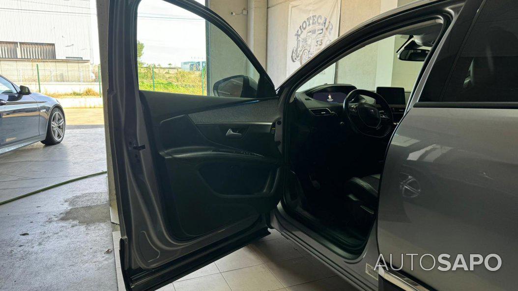 Peugeot 3008 1.6 BlueHDi Allure de 2017