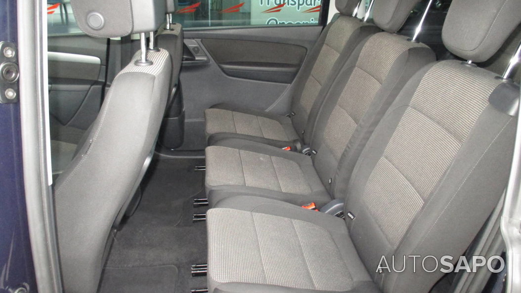 Volkswagen Sharan 2.0 TDi Confortline de 2015