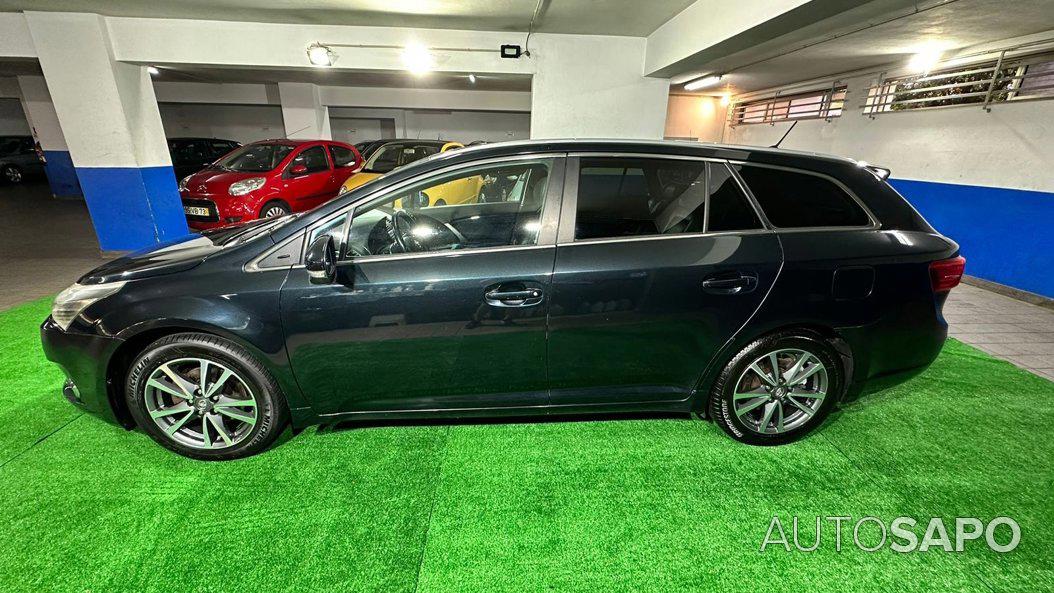 Toyota Avensis de 2013