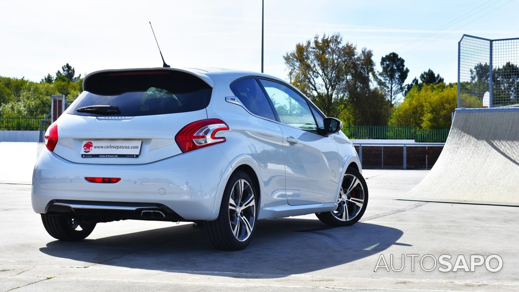 Peugeot 208 de 2014