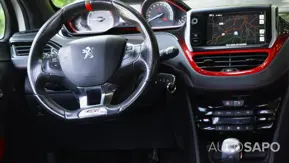 Peugeot 208 de 2014