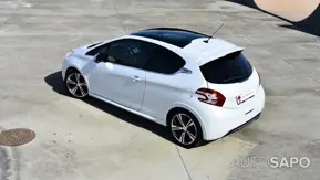 Peugeot 208 de 2014