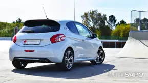 Peugeot 208 de 2014