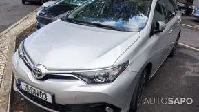 Toyota Auris 1.4 D-4D Comfort+Pack Sport de 2017