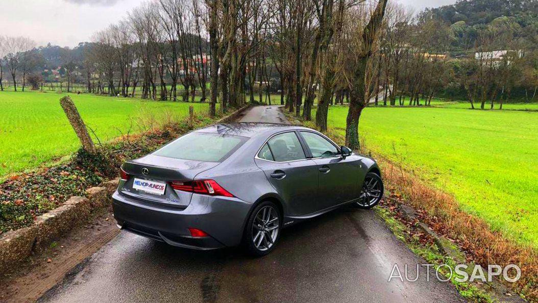 Lexus IS de 2015