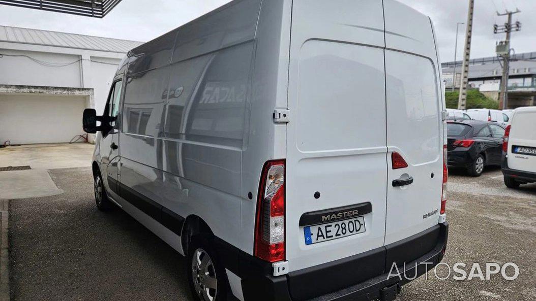 Renault Master 2.3 dCi L2H2 3.3T de 2015